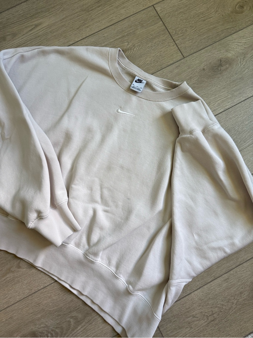 Nike Women's Cropped Crewneck Sweatshirt in Soft Cream